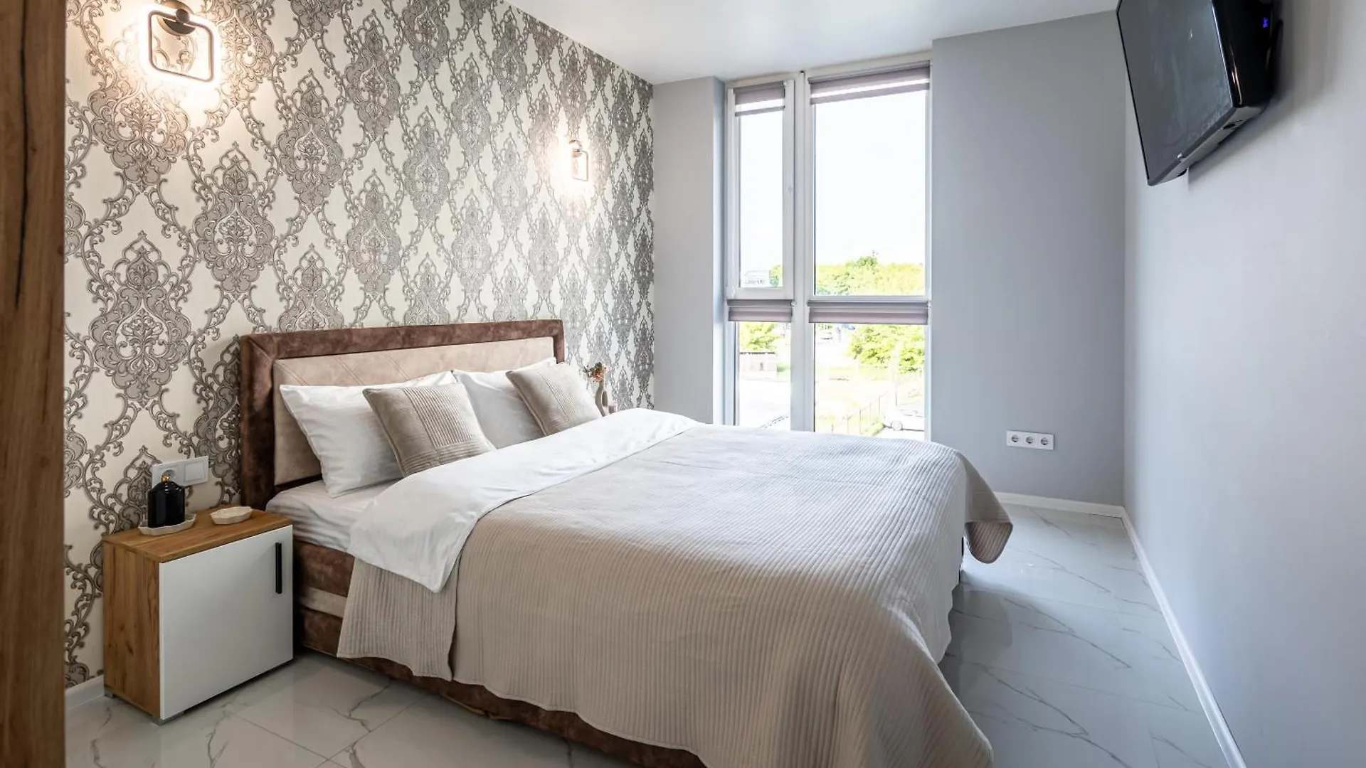 Avalon Time Apartment Lviv 0*,