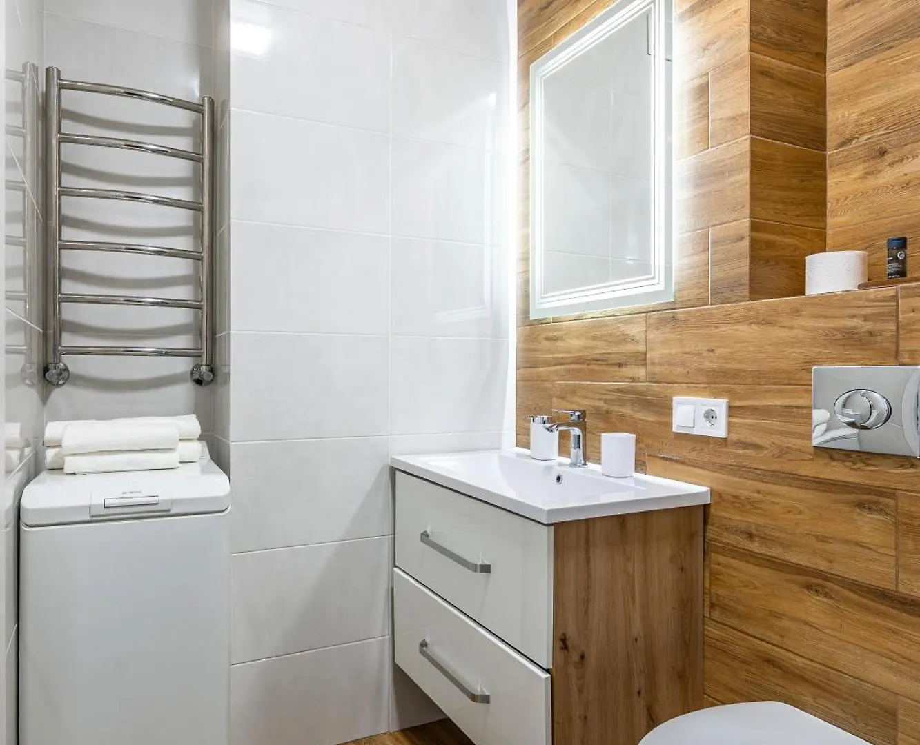 Avalon Time Apartment Lviv