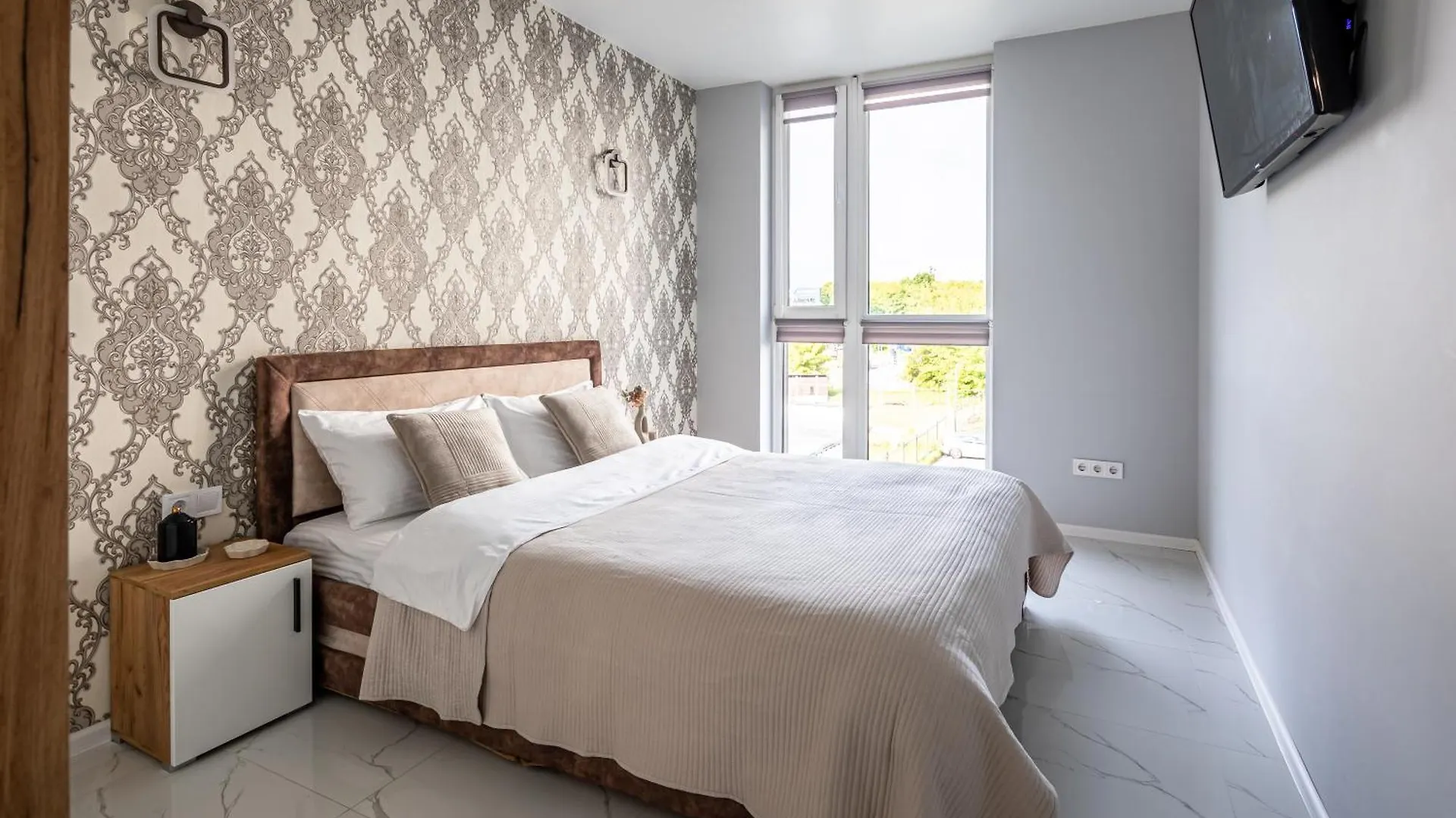 Avalon Time Apartment Lviv