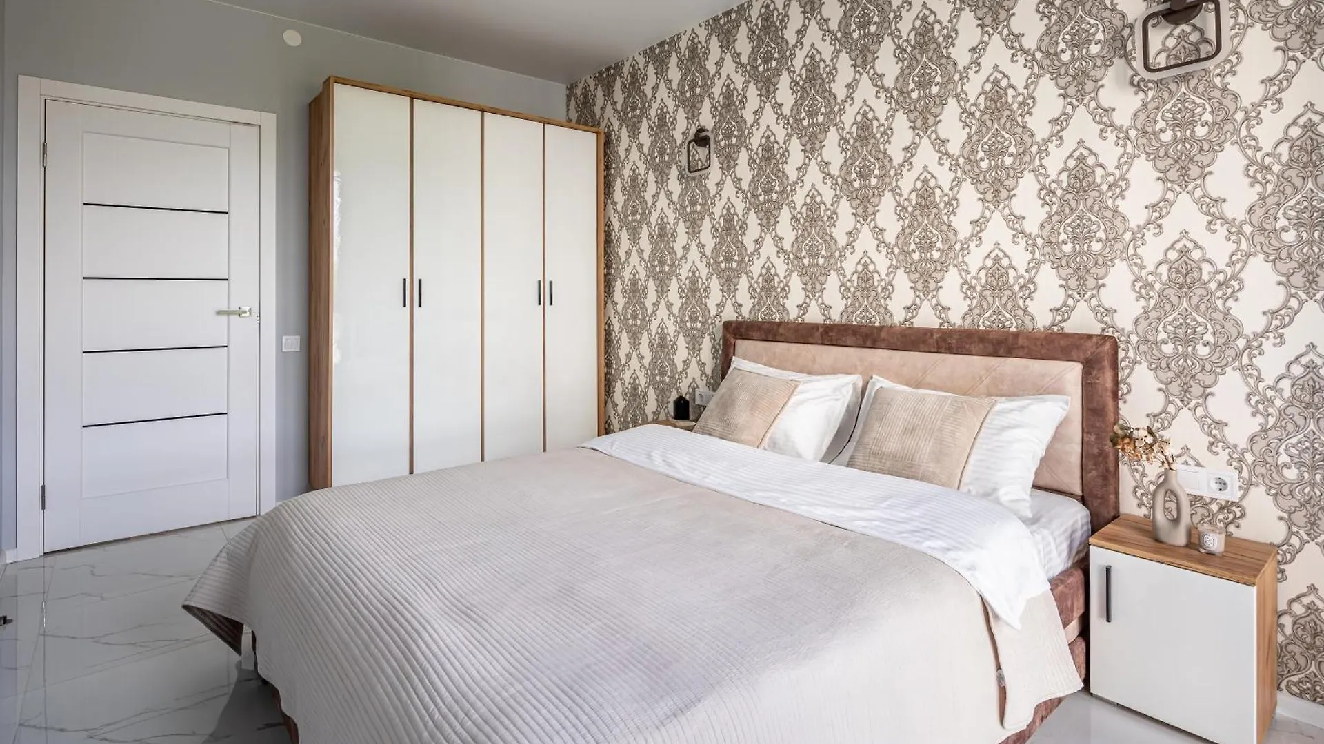 Avalon Time Apartment Lviv